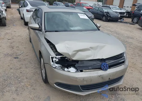 2013 Volkswagen Jetta Hybrid Sel from USA, damaged, VIN 3VW637AJ1DM309414